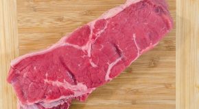 Viande Du bœuf contaminé vendu au rabais aux industriels