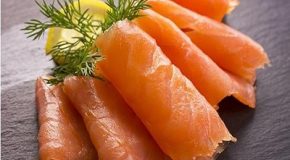 Fiches pratiques DGCCRF : saumon, comment reconnaitre un bon produit ?
